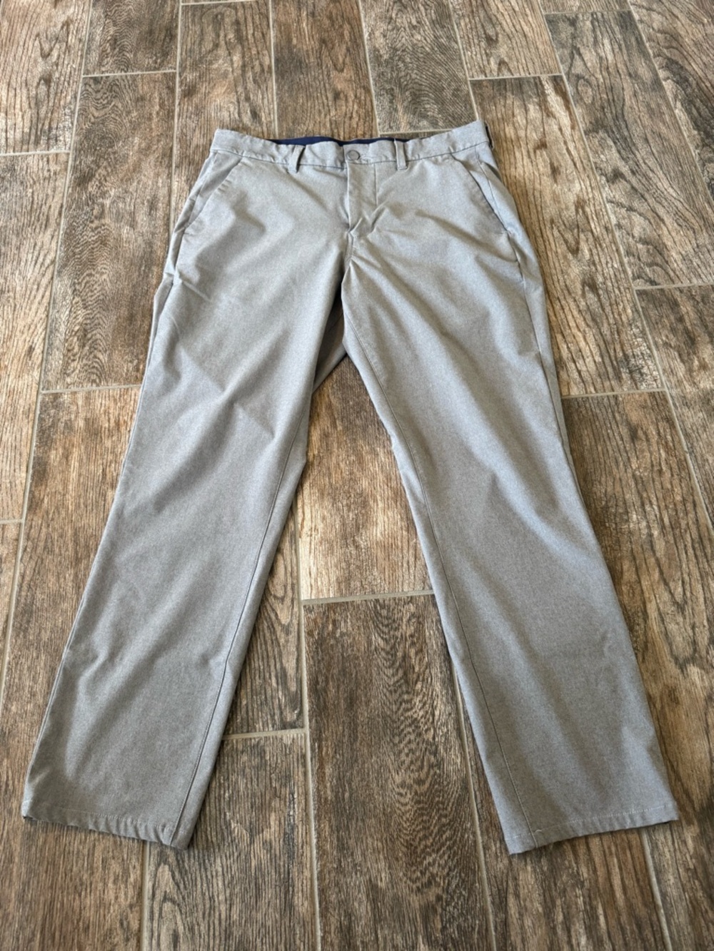 Mizzen+Main Light Gray Chinos - Modern Tailored Fit